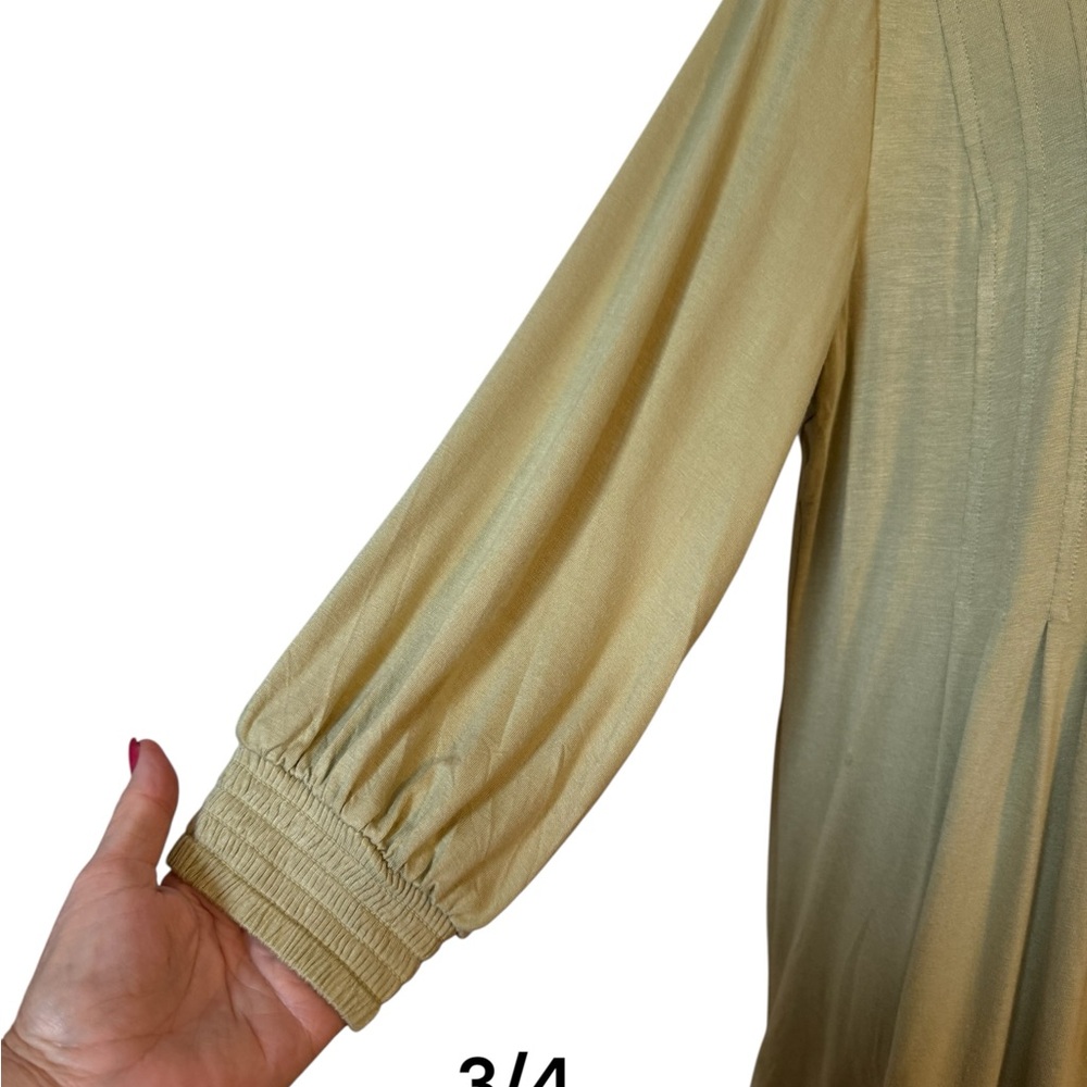 NWT Wonderly Sage Top  MEDIUM   SPRING/SUMMER    #N - Picture 3 of 9